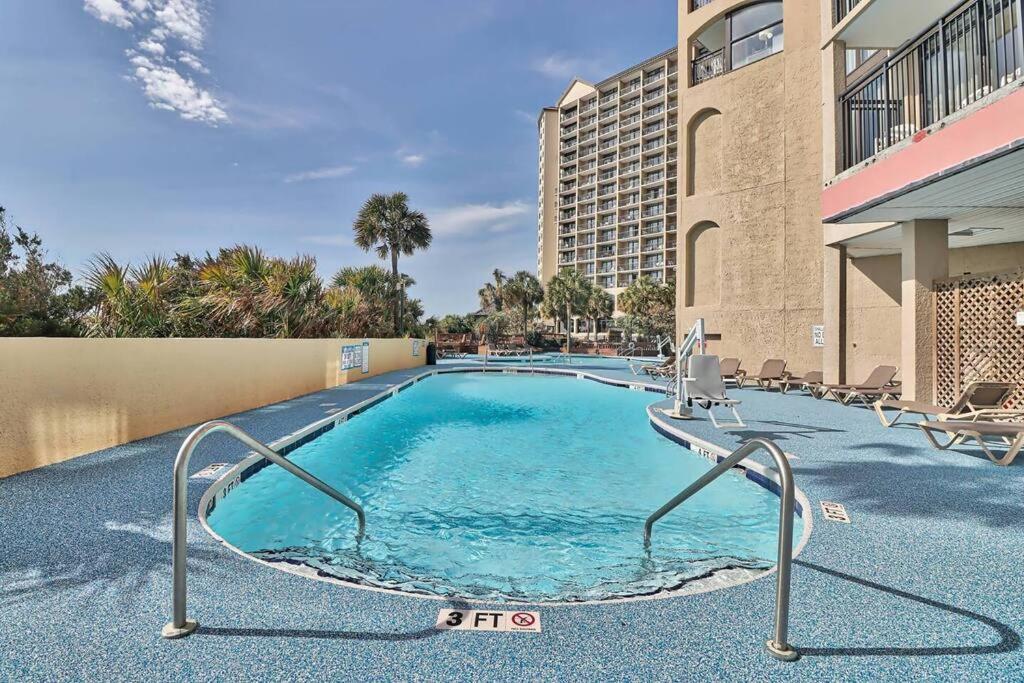Breathtaking Beachfront Bliss! 619 Appartement